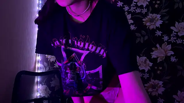 Snapshot of Psycho_dreams chatting on October 16, 2025, 9:49 pm Psycho dreams online show from October 16, 2025, 9:49 pm