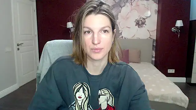 Snapshot of EmilyWalkeri chatting on January 23, 2025, 7:43 am EmilyWalkeri online show from January 23, 2025, 7:43 am