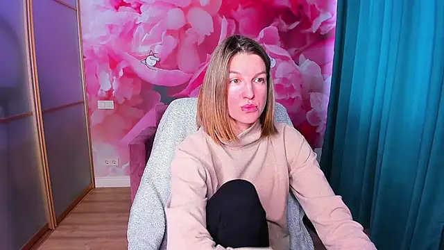 Snapshot of EmilyWalkeri chatting on February 9, 2025, 7:05 am EmilyWalkeri online show from February 9, 2025, 7:05 am