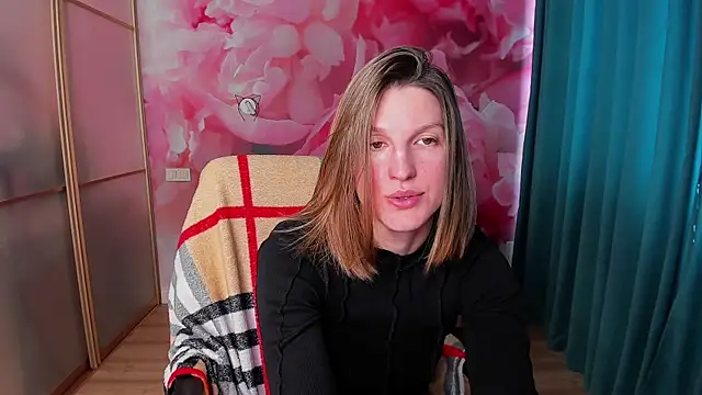 Snapshot of EmilyWalkeri chatting on March 16, 2025, 11:27 am EmilyWalkeri online show from March 16, 2025, 11:27 am