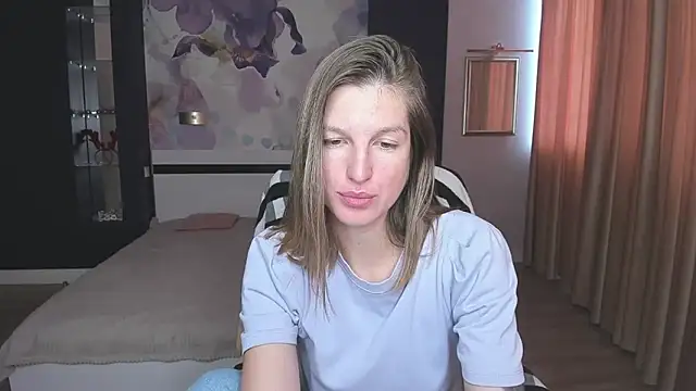 Snapshot of EmilyWalkeri chatting on October 3, 2025, 7:05 am EmilyWalkeri online show from October 3, 2025, 7:05 am