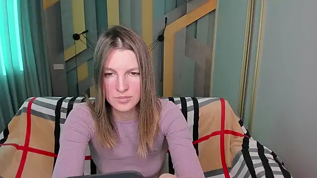 EmilyWalkeri online show from November 21, 2025, 8:13 am