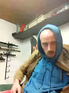 Snapshot of Rejtelmesest chatting on December 24, 2024, 1:06 am Rejtelmesest online show from December 24, 2024, 1:06 am