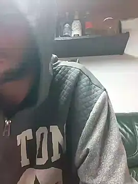 Snapshot of Rejtelmesest chatting on January 5, 2025, 4:48 pm Rejtelmesest online show from January 5, 2025, 4:48 pm