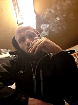 Snapshot of Rejtelmesest chatting on February 10, 2025, 10:30 pm Rejtelmesest online show from February 10, 2025, 10:30 pm