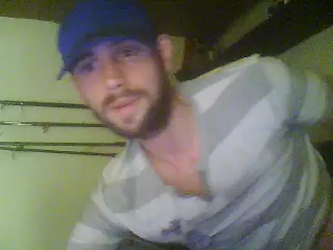 Snapshot of Rejtelmesest chatting on February 24, 2025, 10:36 pm Rejtelmesest online show from February 24, 2025, 10:36 pm