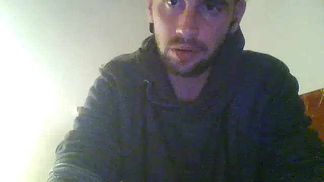 Snapshot of Rejtelmesest chatting on November 10, 2025, 9:58 pm Rejtelmesest online show from November 10, 2025, 9:58 pm