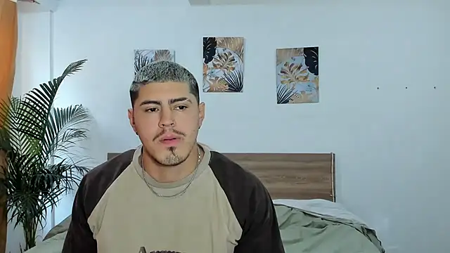 Baltazar Dupont online show from March 17, 2025, 12:46 pm