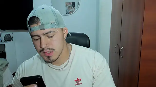 Baltazar Dupont online show from April 16, 2026, 10:27 am