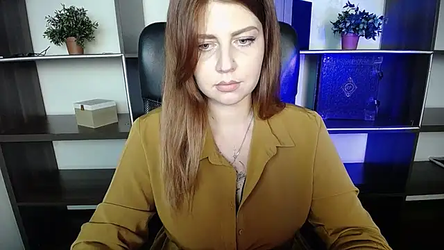 Snapshot of Lizzy_Love chatting on March 14, 2025, 7:55 pm Lizzy Love online show from March 14, 2025, 7:55 pm