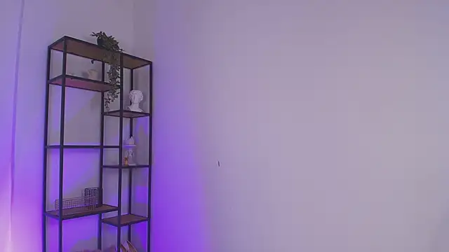 FoxieJullia online show from January 24, 2025, 8:44 am