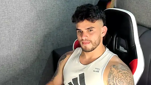 Ricardogo19 online show from October 3, 2025, 1:24 am