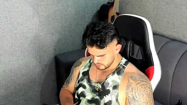 Ricardogo19 online show from October 3, 2025, 9:45 pm