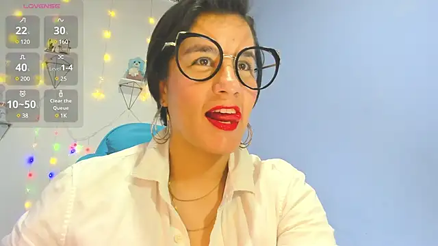 Cristina Vanegas631 online show from December 28, 2024, 12:13 pm