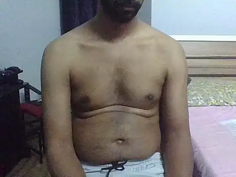 Snapshot of IndianEurope chatting on October 9, 2025, 6:39 pm IndianEurope online show from October 9, 2025, 6:39 pm