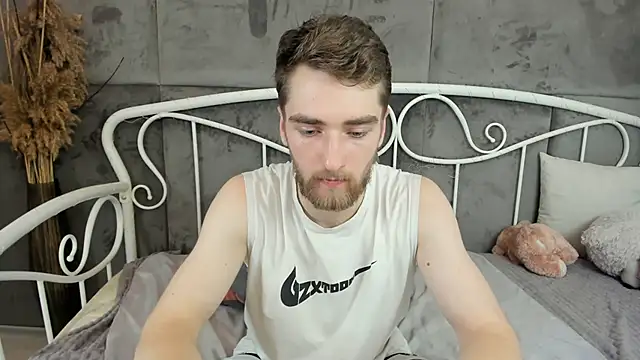 DexterDexx online show from December 2, 2024, 2:42 am