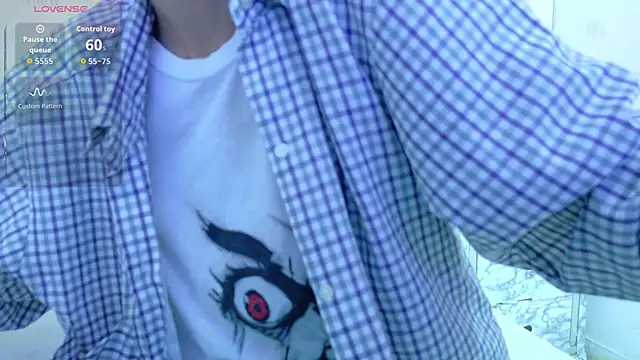 yourcuteneighbourr online show from December 3, 2025, 3:03 am