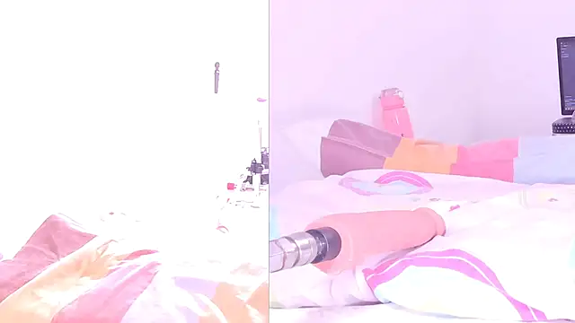 Sophia Lovers01 online show from September 15, 2025, 4:18 pm