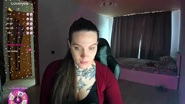 AizaRose online show from March 4, 2026, 7:14 am