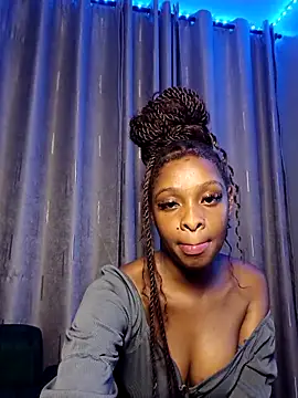 C-yoyo online show from April 15, 2026, 8:42 pm