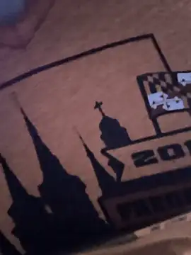 gurlnips online show from February 5, 2026, 5:06 pm