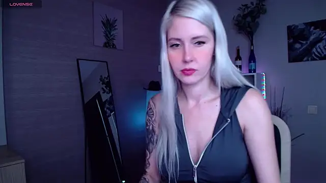 Snapshot of Mermaid_N chatting on January 23, 2025, 4:52 am Mermaid N online show from January 23, 2025, 4:52 am