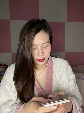 Bae1103 online show from February 17, 2025, 1:21 pm