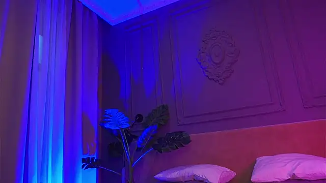 Liv Fay online show from October 9, 2025, 3:10 pm