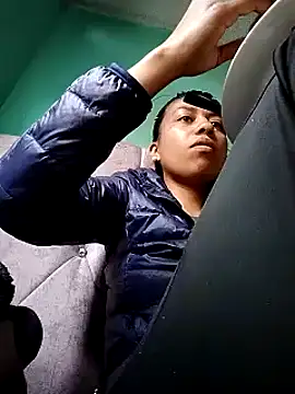 Tiphanydirty3 online show from February 17, 2025, 5:32 pm