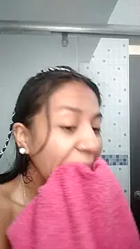 Tiphanydirty3 online show from October 22, 2025, 4:18 pm