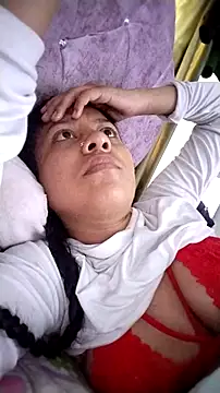 Tiphanydirty3 online show from November 5, 2025, 12:16 pm