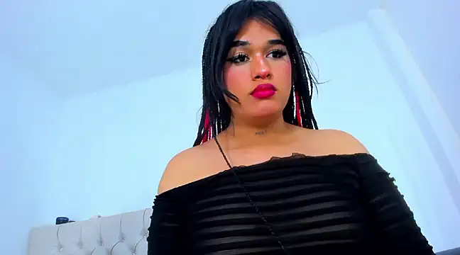 JazirMartinez online show from January 14, 2025, 11:05 pm