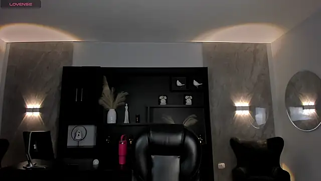 CelestePalmer  online show from April 3, 2026, 11:08 am