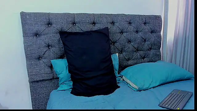 dominic smith  online show from December 11, 2024, 6:42 pm