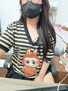 Snapshot of Jenni_nana chatting on March 5, 2025, 8:21 am Jenni nana online show from March 5, 2025, 8:21 am