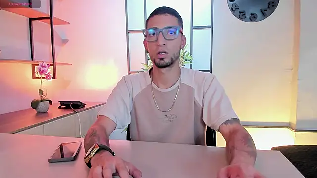 DrakeNeumann online show from February 27, 2026, 3:39 am