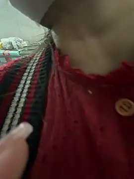 Snapshot of Tina_995 chatting on February 9, 2026, 1:15 pm Tina 995 online show from February 9, 2026, 1:15 pm