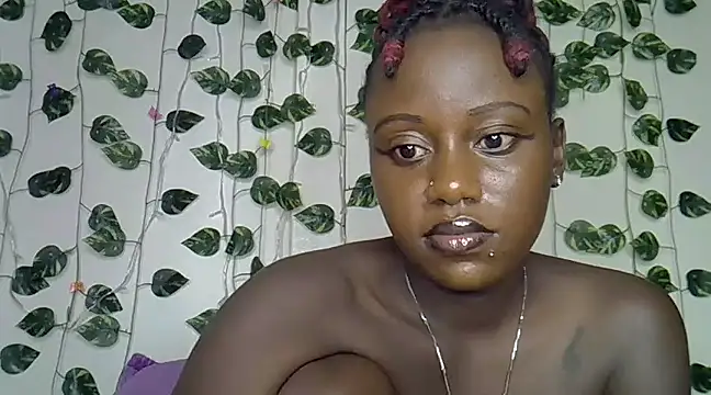 Snapshot of sexybree_ chatting on January 8, 2025, 4:12 am sexybree online show from January 8, 2025, 4:12 am