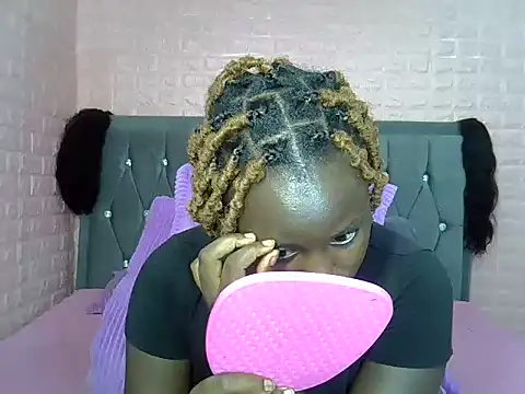 sexybree  online show from April 14, 2026, 11:22 pm