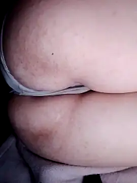 Hotpussy3ox online show from October 6, 2025, 5:32 pm