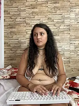 Snapshot of saray_gomez22 chatting on December 16, 2024, 5:06 am saray gomez22 online show from December 16, 2024, 5:06 am