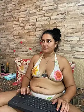 Snapshot of saray_gomez22 chatting on February 16, 2025, 6:43 pm saray gomez22 online show from February 16, 2025, 6:43 pm