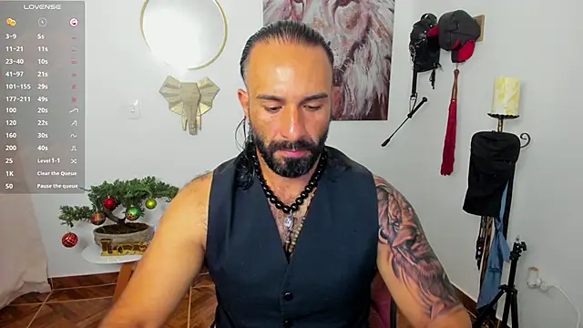 Snapshot of mr_maik chatting on December 18, 2024, 1:34 pm mr maik online show from December 18, 2024, 1:34 pm