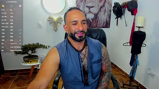 Snapshot of mr_maik chatting on January 10, 2025, 1:41 pm mr maik online show from January 10, 2025, 1:41 pm