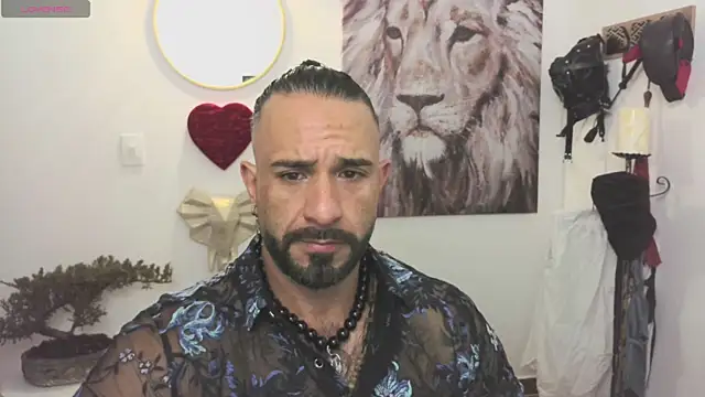 Snapshot of mr_maik chatting on March 1, 2025, 12:23 pm mr maik online show from March 1, 2025, 12:23 pm