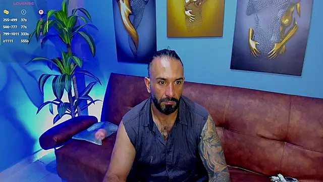 Snapshot of mr_maik chatting on September 30, 2025, 3:28 pm mr maik online show from September 30, 2025, 3:28 pm