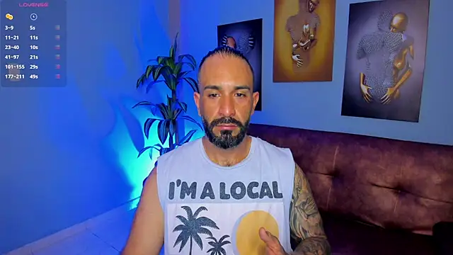 Snapshot of mr_maik chatting on October 8, 2025, 5:21 pm mr maik online show from October 8, 2025, 5:21 pm