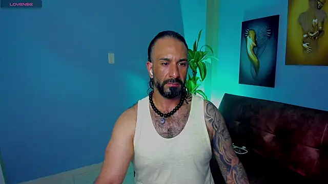 Snapshot of mr_maik chatting on November 5, 2025, 8:20 pm mr maik online show from November 5, 2025, 8:20 pm