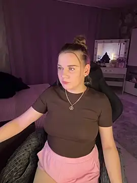 Lexi noah online show from October 9, 2025, 9:13 pm