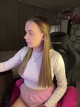 Snapshot of Lexi_noah chatting on March 3, 2026, 9:31 pm Lexi noah online show from March 3, 2026, 9:31 pm